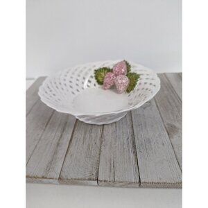 Vintage Woven Berries Bowl Weave Ceramic Dish Berardes Marshall Fields Portugal